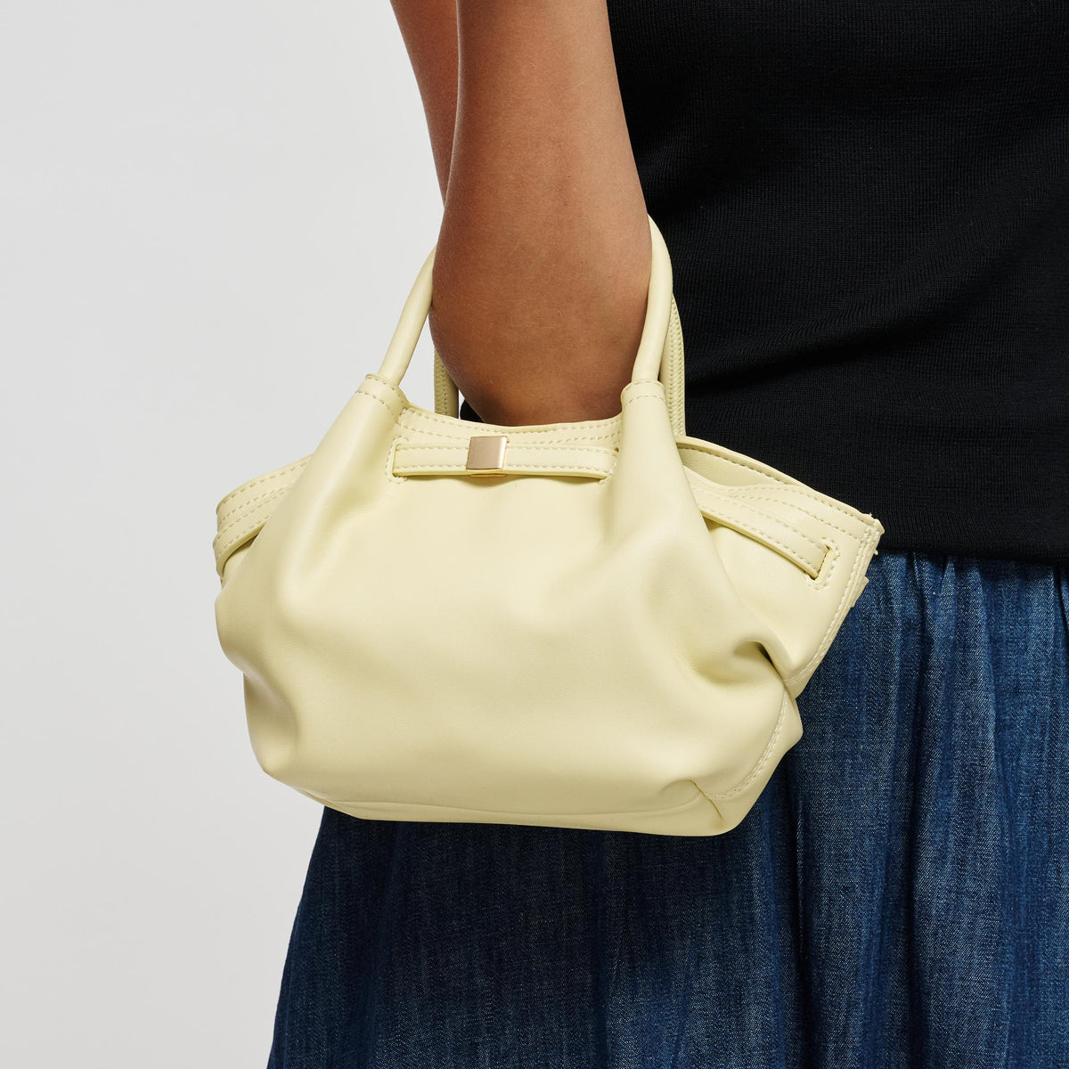 Woman wearing Butter Urban Expressions Selena - Chic Crossbody 840504207556 View 1 | Butter
