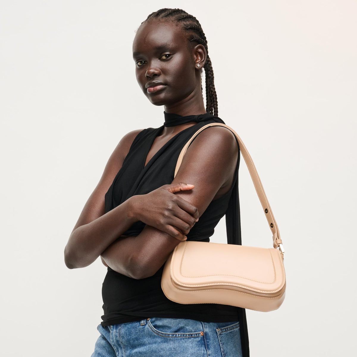 Woman wearing Natural Urban Expressions Max Shoulder Bag 840504208430 View 3 | Natural