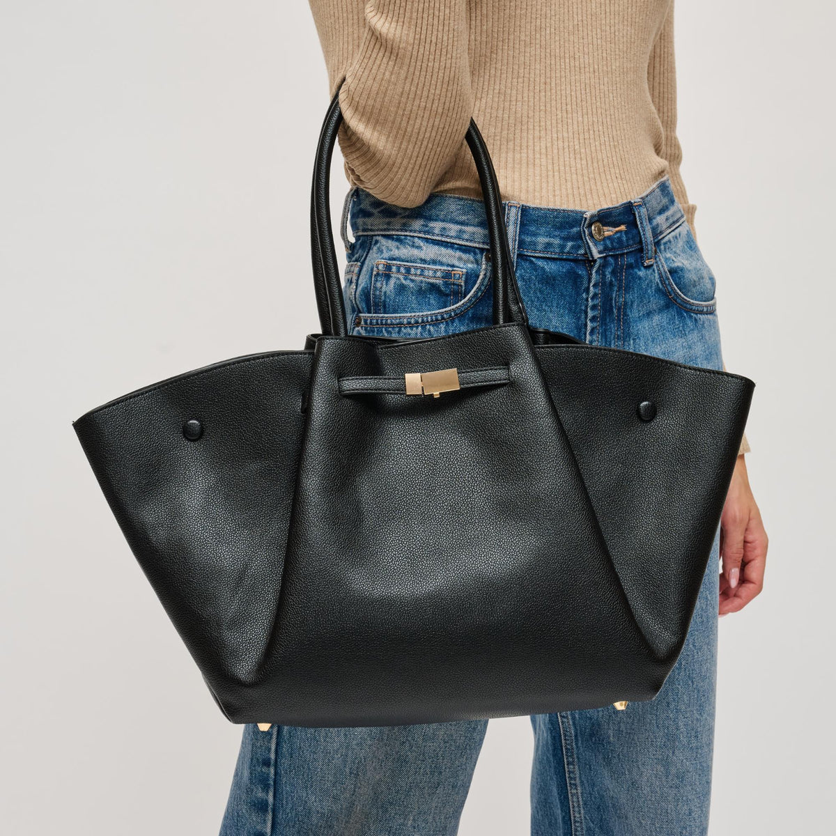 Woman wearing Black Urban Expressions Kaia Tote 840611199959 View 4 | Black