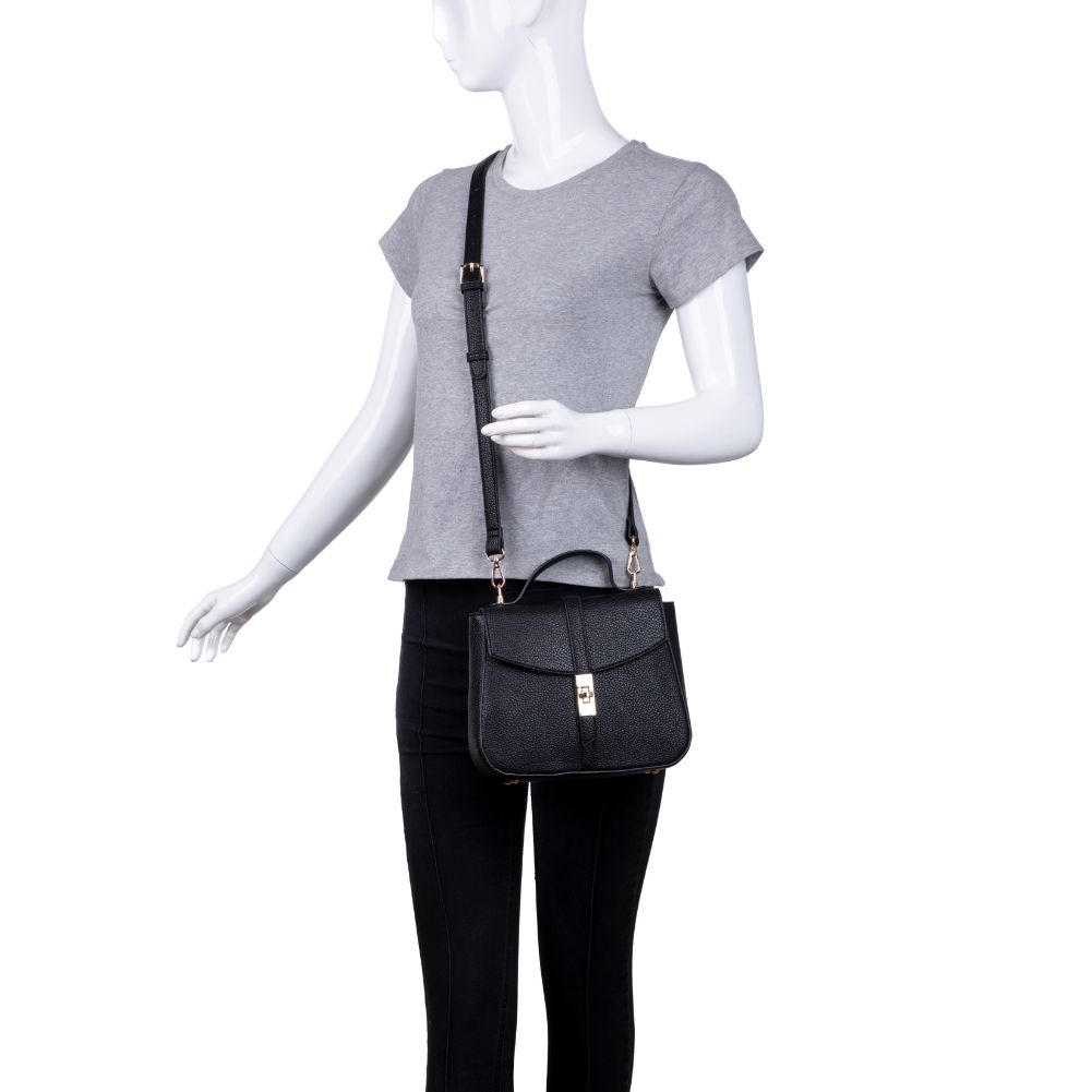 Product Image of Urban Expressions Ramona Crossbody 840611175434 View 5 | Black