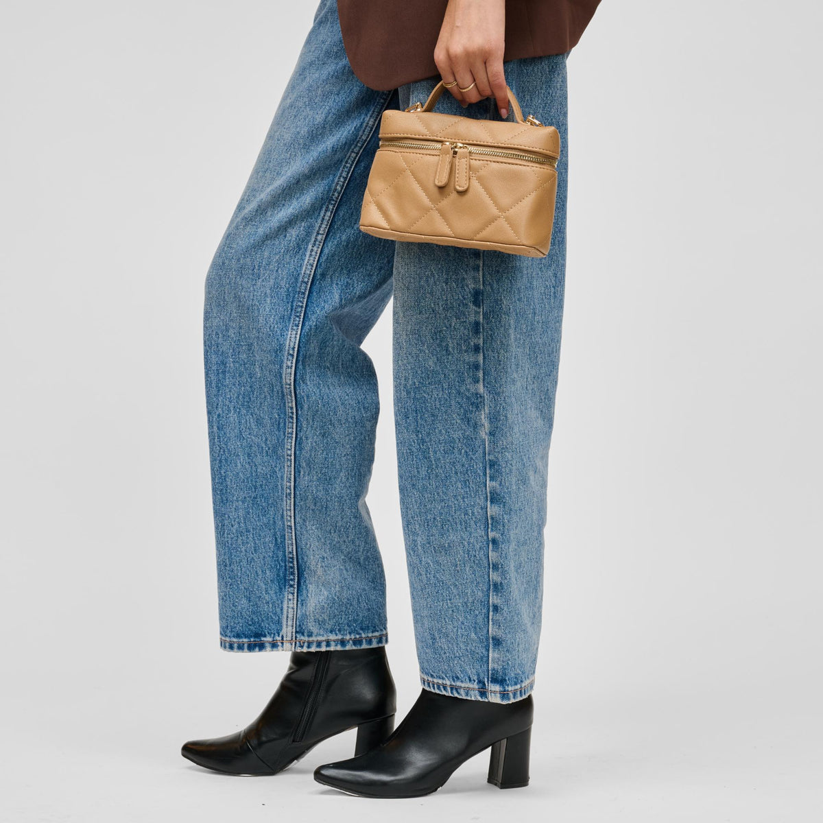 Woman wearing Natural Urban Expressions Snow Crossbody 840504215377 View 3 | Natural