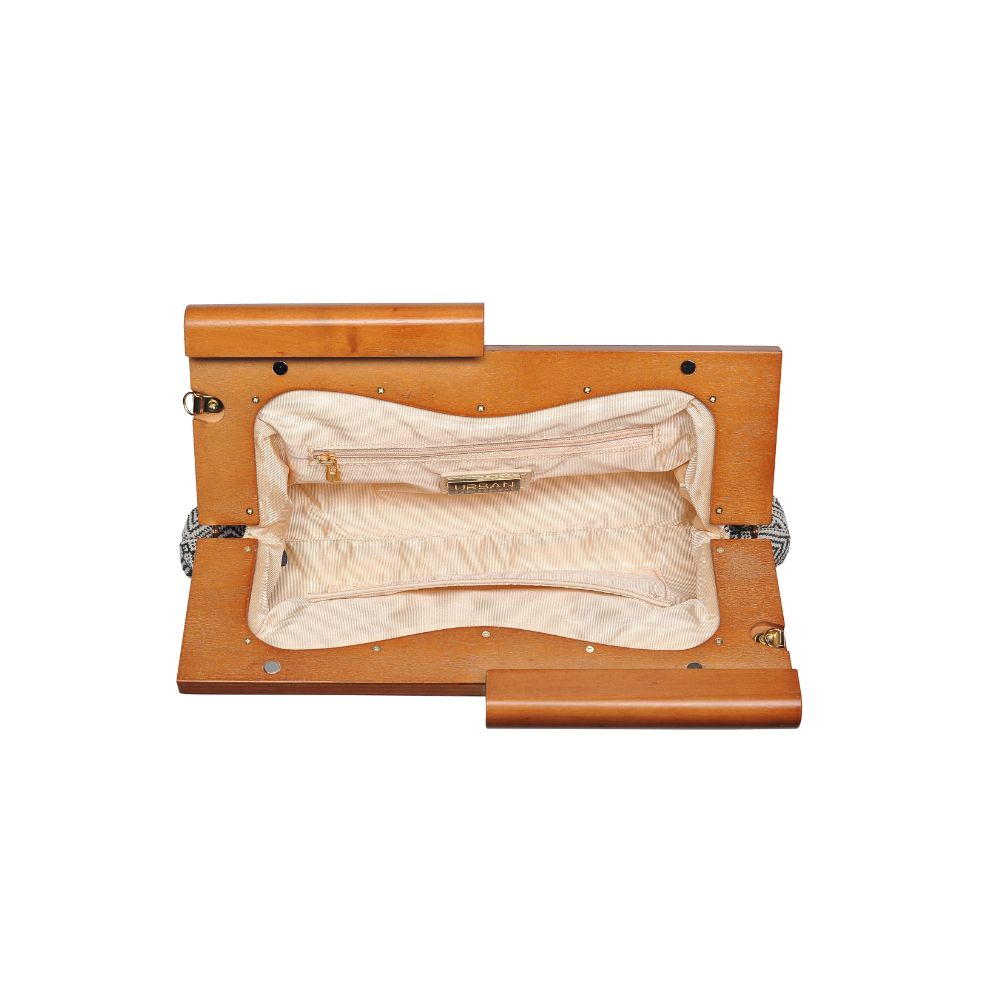Product Image of Urban Expressions Calypso Clutch 840611182159 View 8 | Black