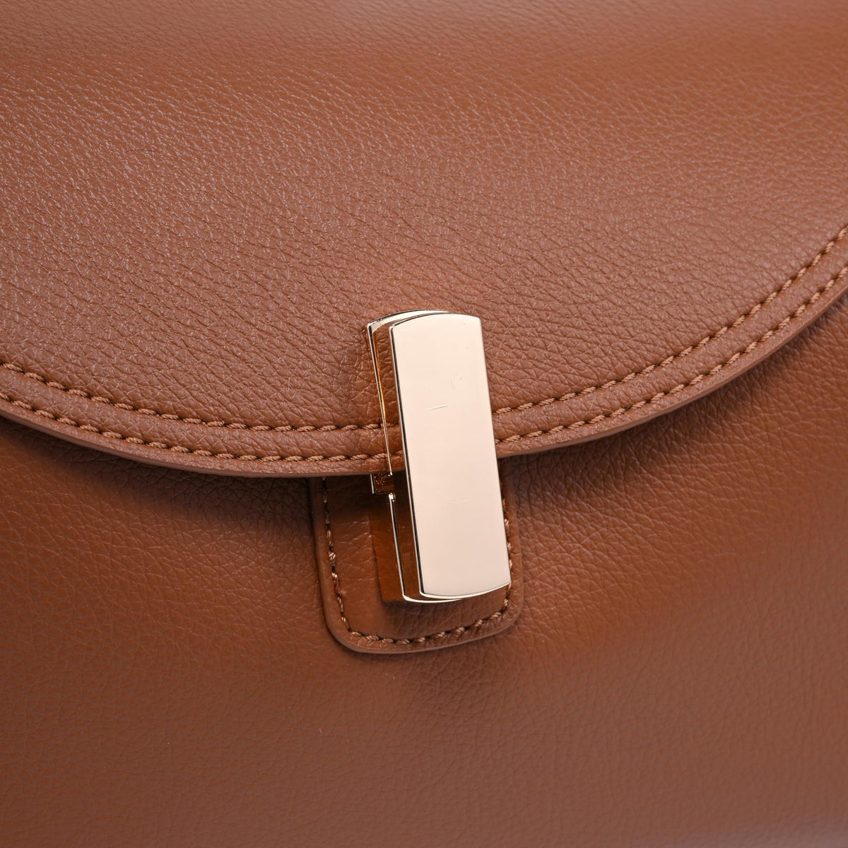 Urban Expressions Everleigh Crossbody 840504212864 View 8 | Cognac