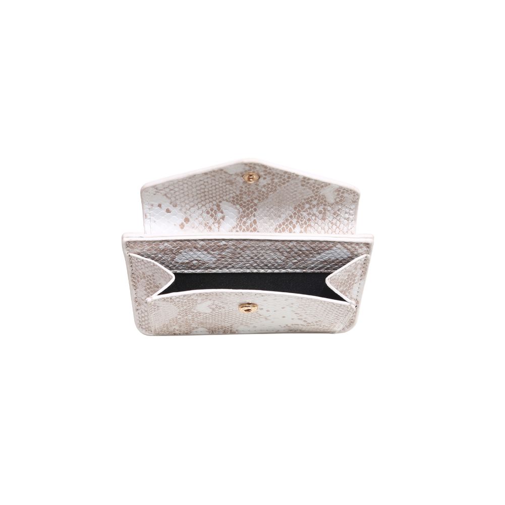 Product Image of Urban Expressions Everlee Card Holder NA-840611172990 View 4 | Cream Multi