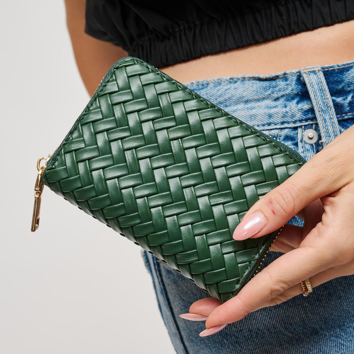 Woman wearing Emerald Urban Expressions Jocelyn Wallet 840611199041 View 1 | Emerald