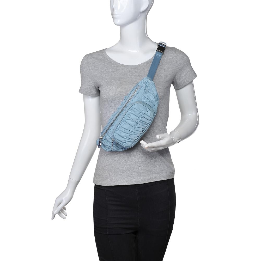 Product Image of Urban Expressions Phebbs Belt Bag 840611126238 View 5 | Sky