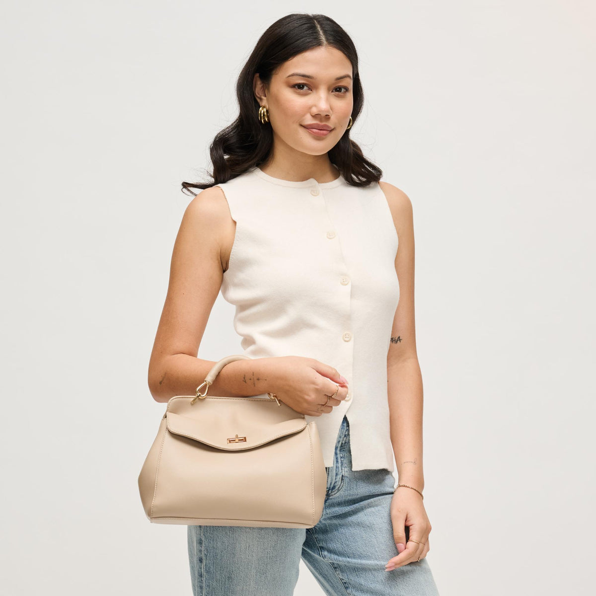 Woman wearing Natural Urban Expressions Liza Crossbody 840504208287 View 2 | Natural