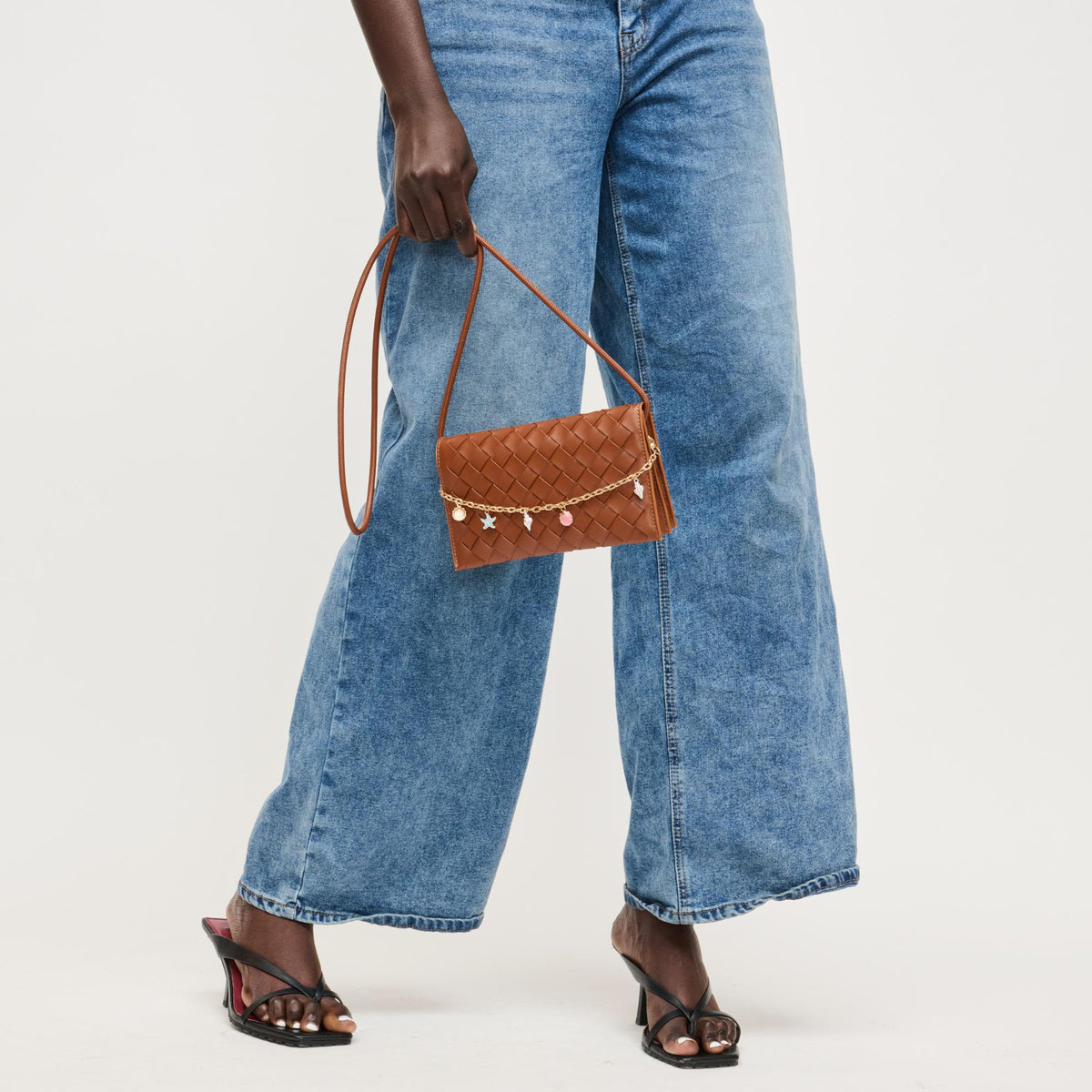 Woman wearing Chocolate Urban Expressions Aubrey Crossbody 840504205651 View 4 | Chocolate