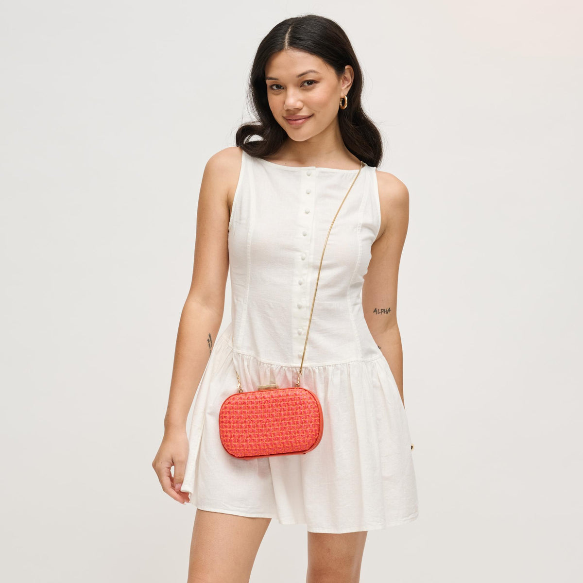 Woman wearing Coral Urban Expressions Cove Evening Bag 840504208324 View 3 | Coral