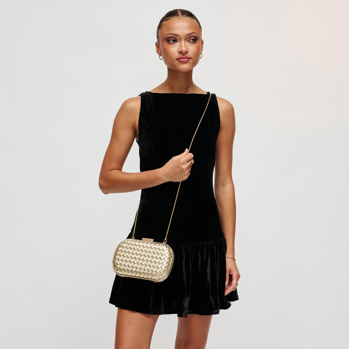 Woman wearing Gold Urban Expressions Roslyn Evening Bag 840504209789 View 3 | Gold