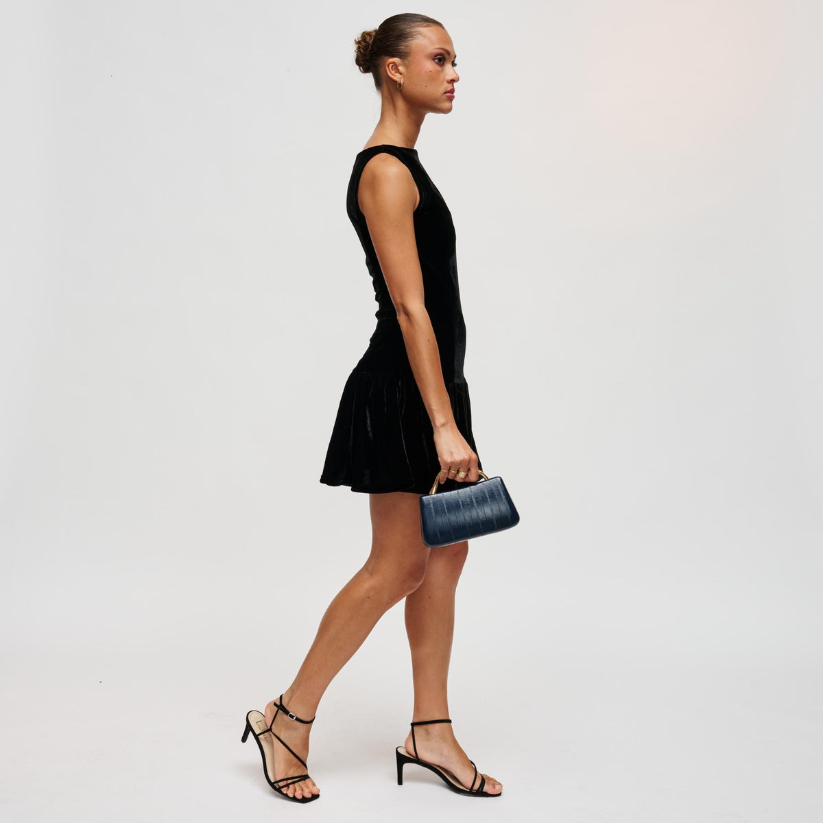 Woman wearing Navy Urban Expressions Nichelle Clutch 840504212024 View 4 | Navy