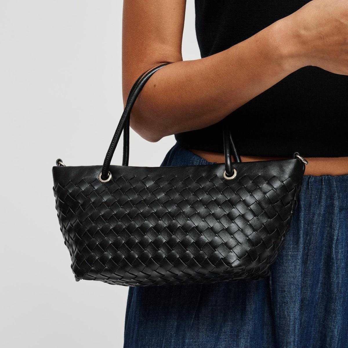 Woman wearing Black Urban Expressions Otto Crossbody 840504214042 View 1 | Black