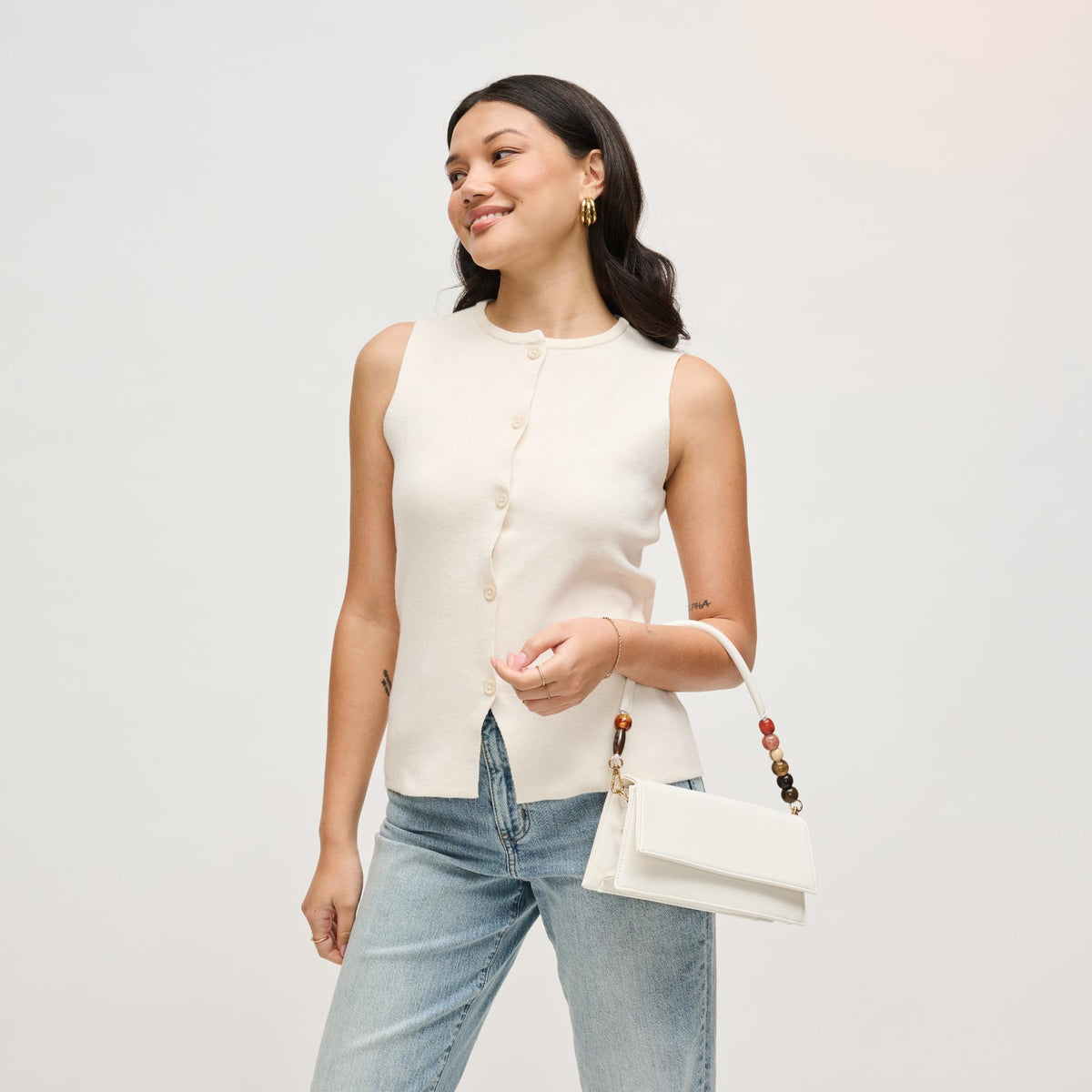 Woman wearing Ivory Urban Expressions Brooks Crossbody 840504206634 View 3 | Ivory