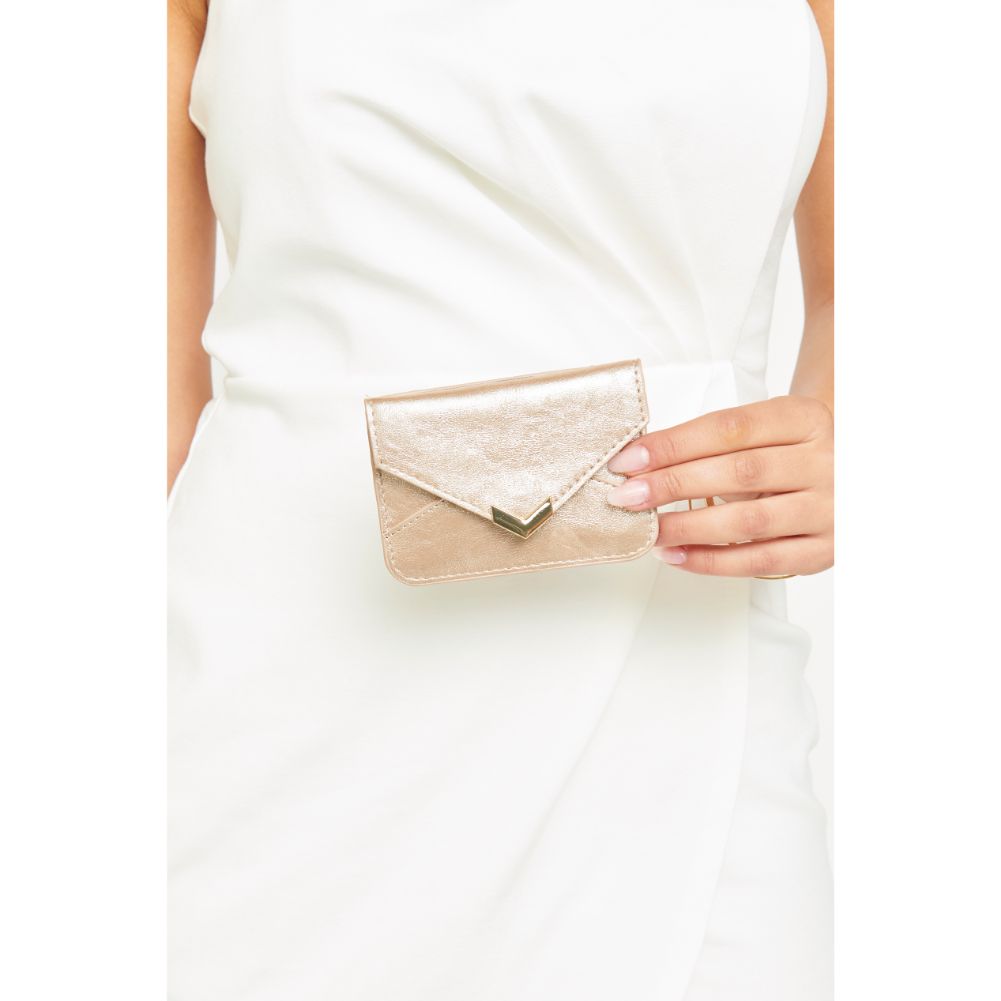 Woman wearing Gold Urban Expressions Dee Card Holder 840611175083 View 1 | Gold