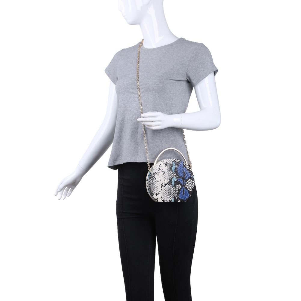 Product Image of Urban Expressions Aria Evening Bag 840611170842 View 5 | Blue Multi
