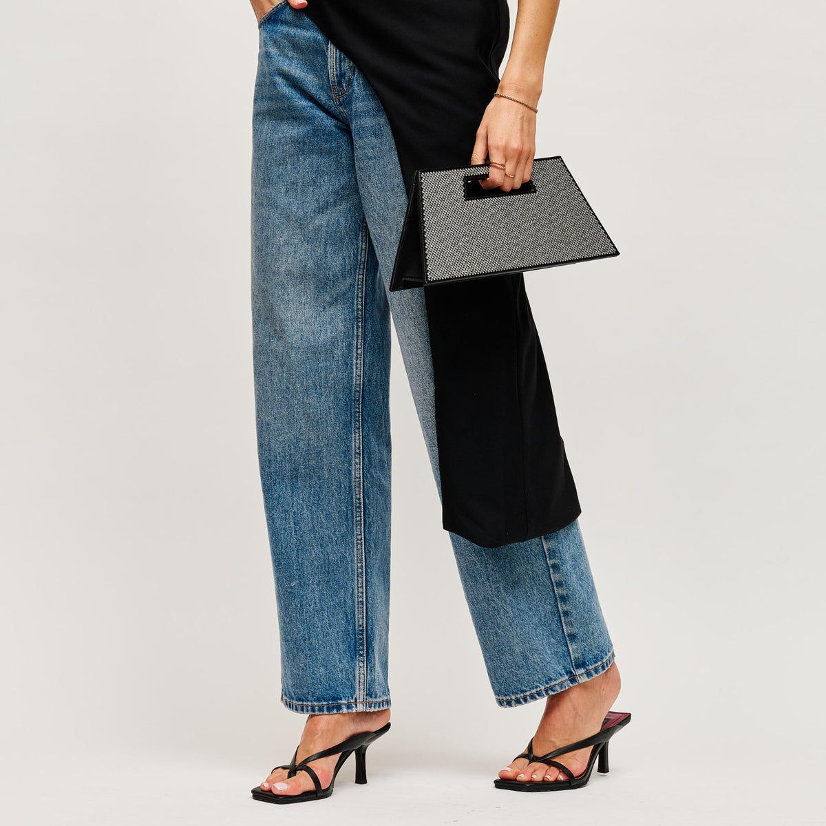 Woman wearing Silver Black Urban Expressions Zinc Evening Bag 840611114334 View 3 | Silver Black