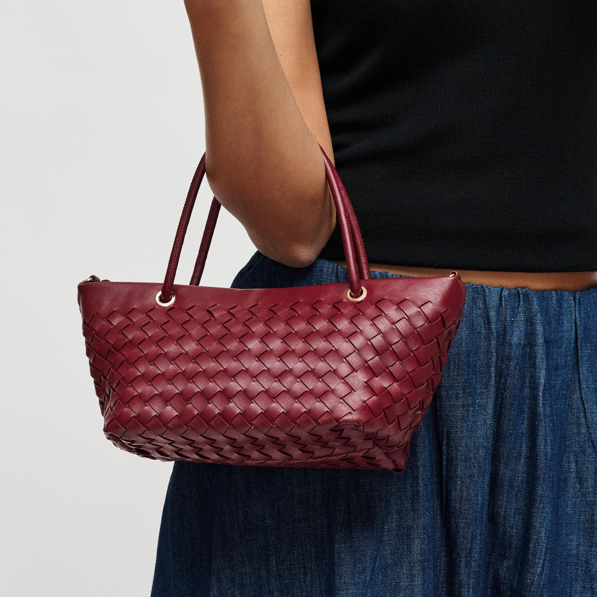 Woman wearing Burgundy Urban Expressions Otto Crossbody 840504214059 View 1 | Burgundy