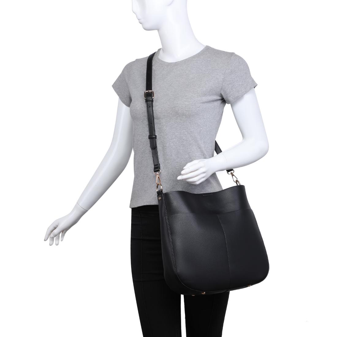 Product Image of Urban Expressions Delphine Crossbody 840504200380 View 5 | Black