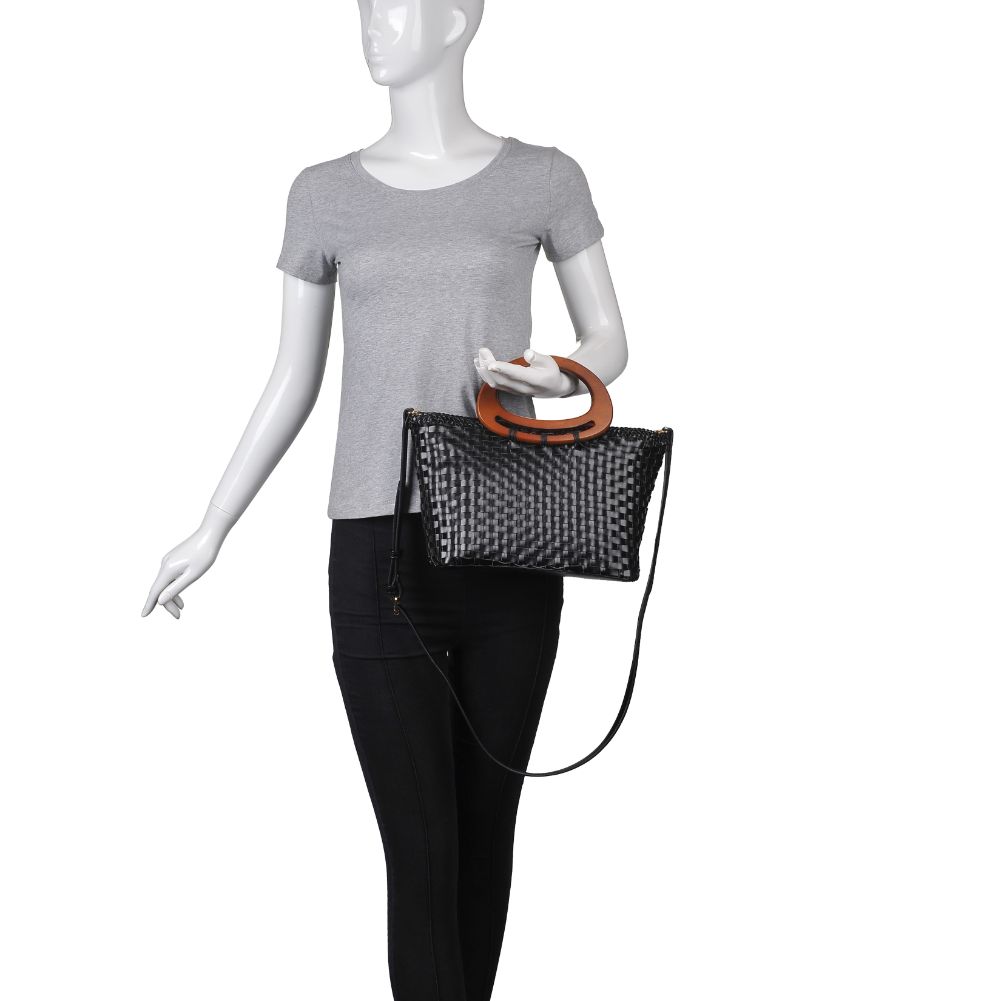 Product Image of Urban Expressions Lilith Crossbody 840611172587 View 5 | Black
