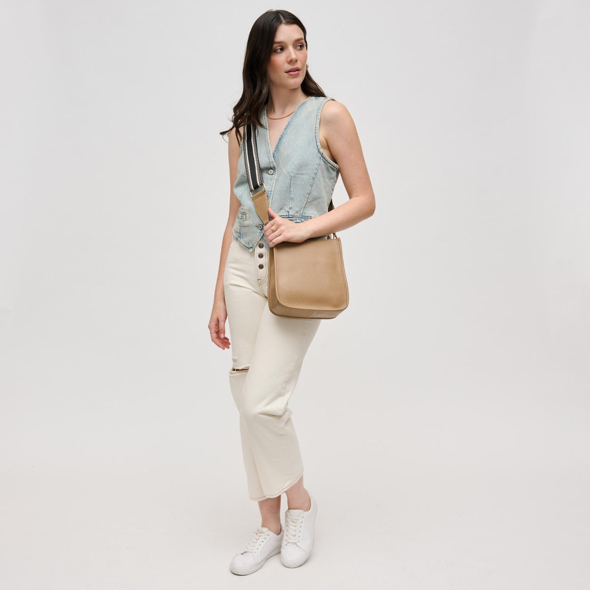 Woman wearing Taupe Urban Expressions Ferris Crossbody 840611190734 View 3 | Taupe