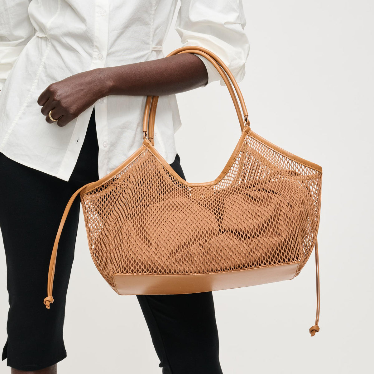 Woman wearing Tan Urban Expressions Easton Tote 840504205217 View 1 | Tan