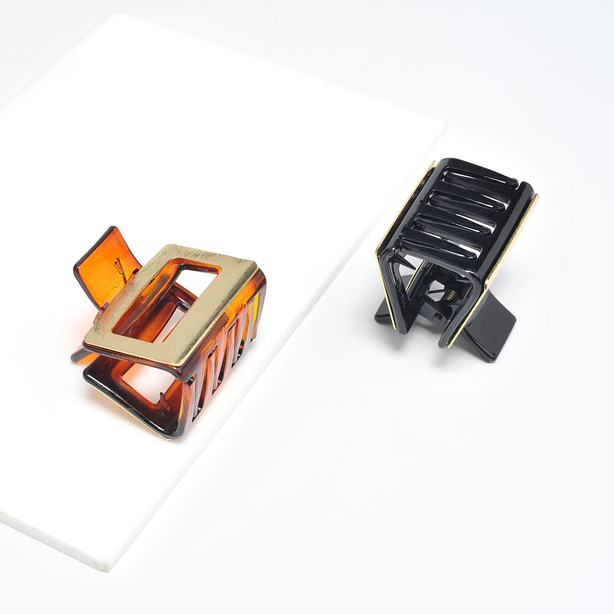 Product Image of Urban Expressions Geometric Metallic Plated Hair Claw - 2 Pack Hair Claw 818209013864 View 2 | Black Tortoise Gold