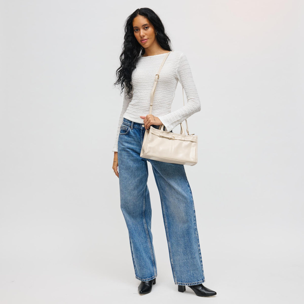 Woman wearing Oatmilk Urban Expressions Joanna Crossbody 840611198228 View 2 | Oatmilk