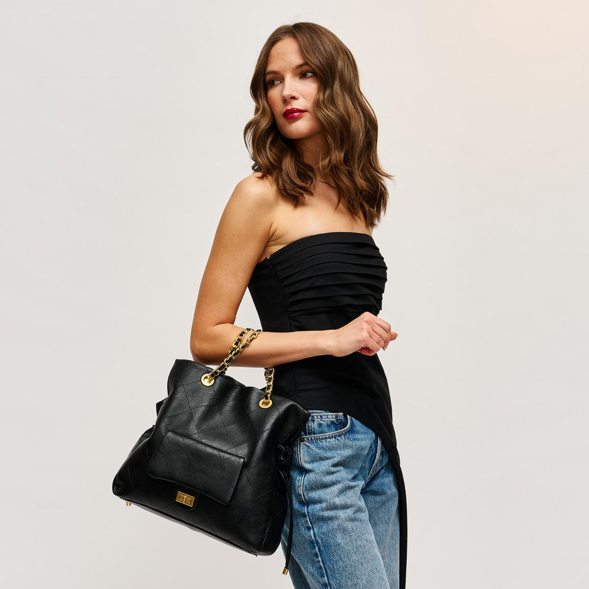 Woman wearing Black Urban Expressions Hudson Tote 840504205101 View 3 | Black