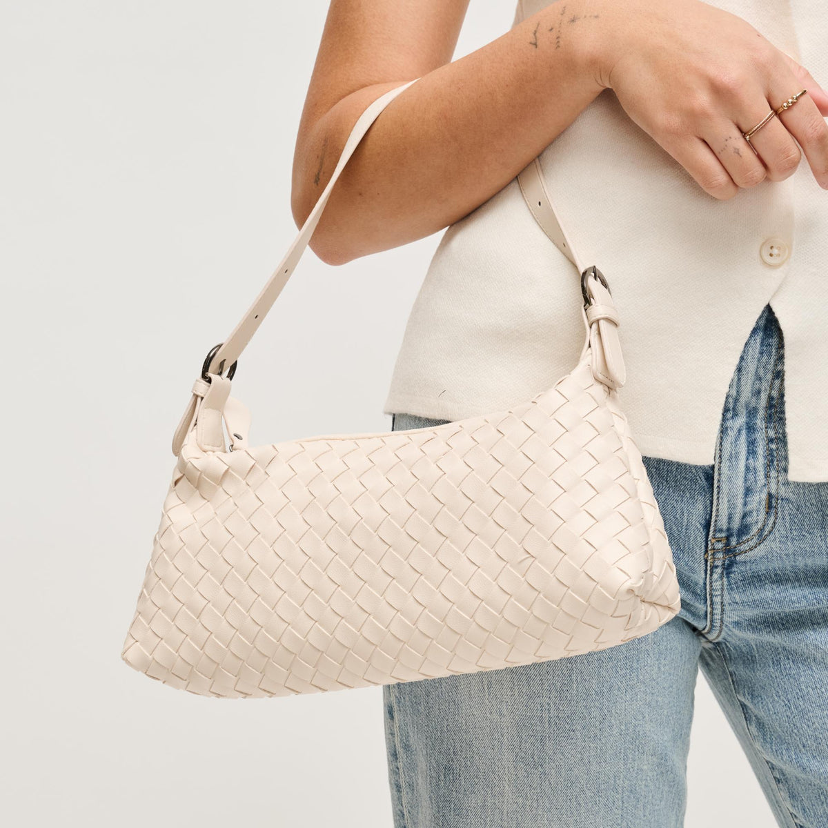 Woman wearing Oatmilk Urban Expressions Audrey Shoulder Bag 840504204067 View 1 | Oatmilk