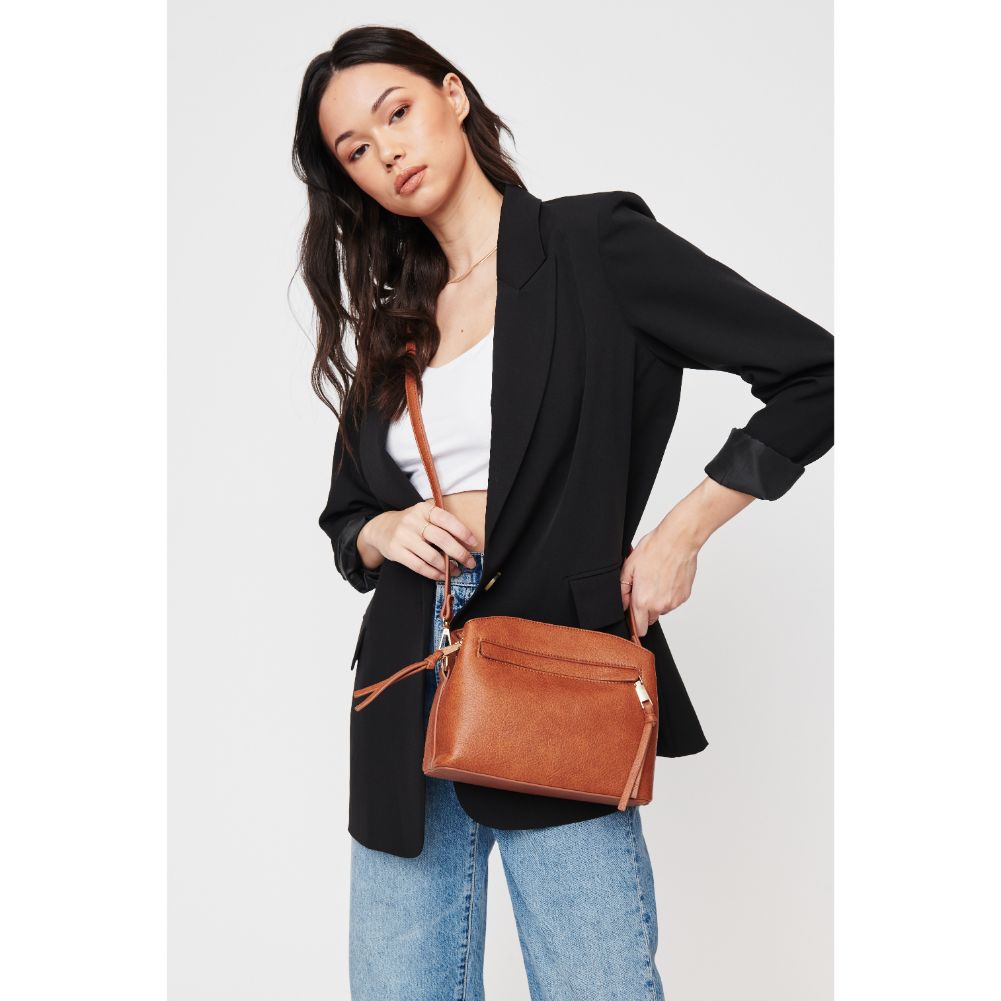 Woman wearing Tan Urban Expressions Jayce Crossbody 840611104571 View 2 | Tan