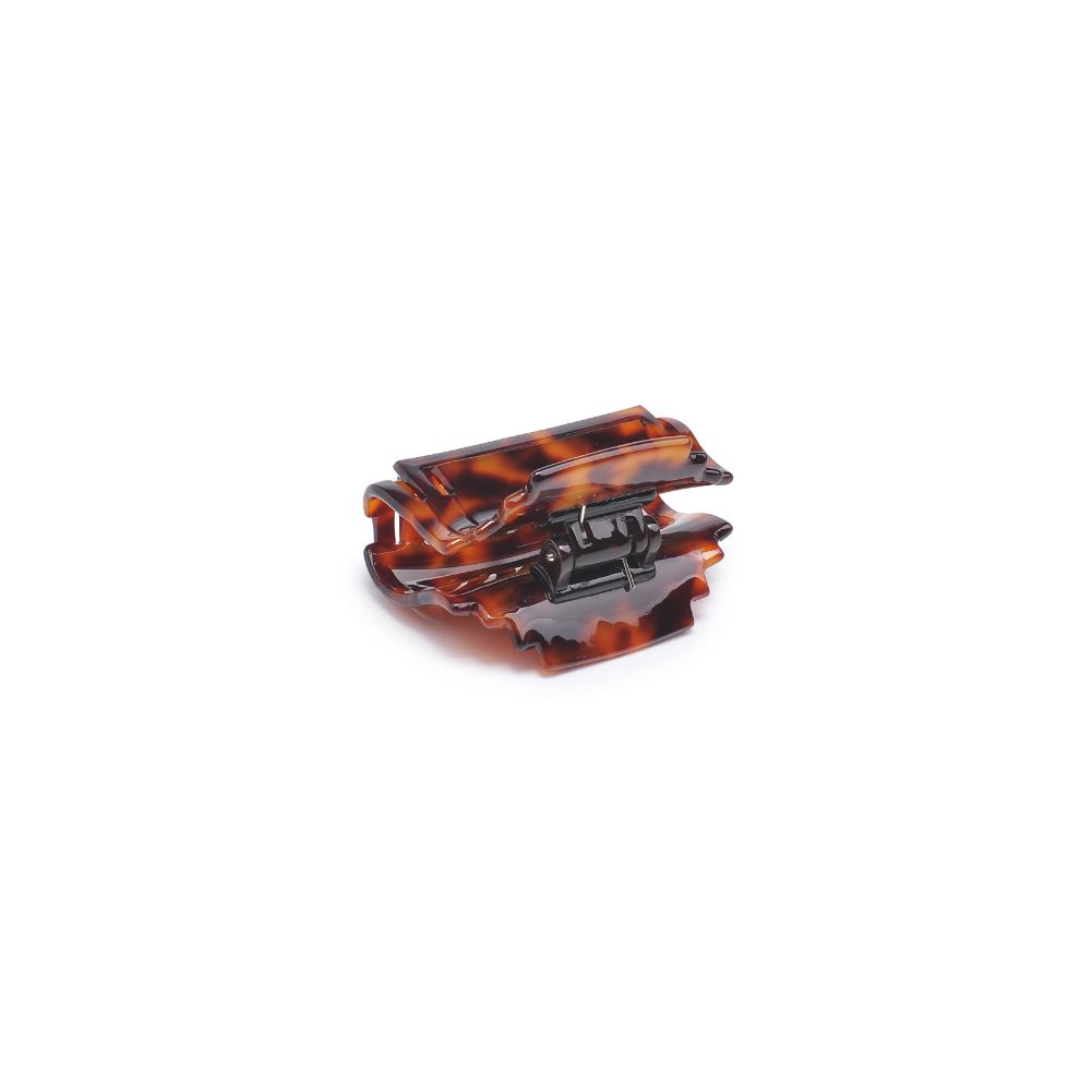 Urban Expressions Serafina - Hair Claw Hair Claw 818209013215 View 3 | Tortoise