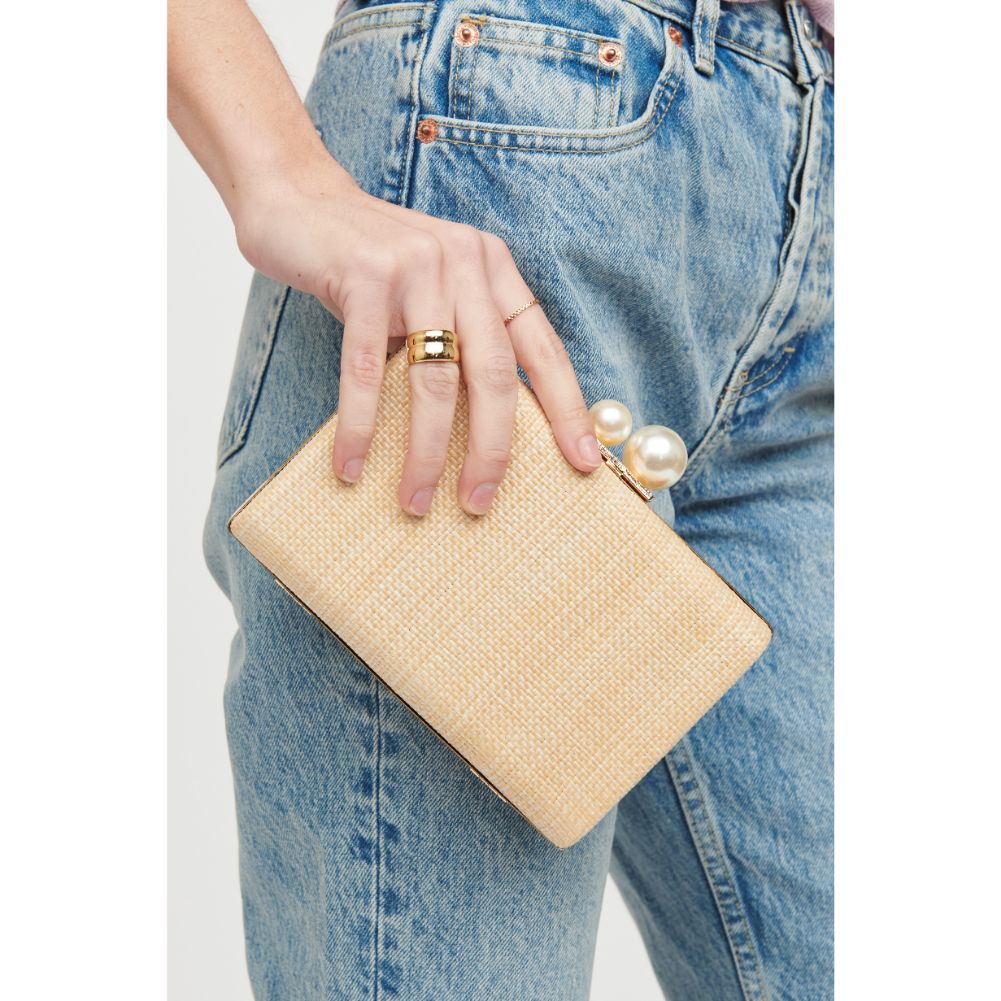 Woman wearing Natural Urban Expressions Kathleen Minaudiere 818209015882 View 1 | Natural