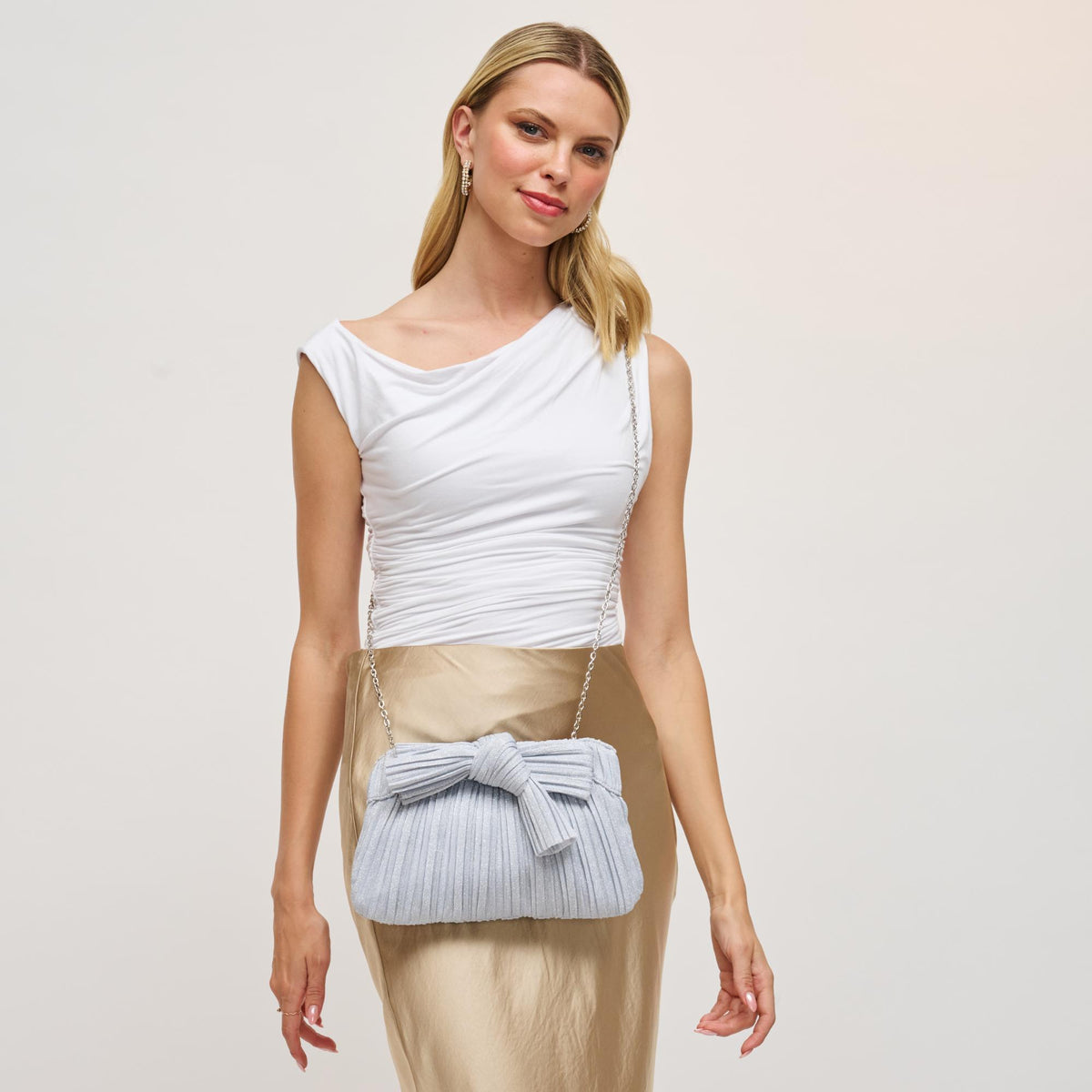 Woman wearing Silver Urban Expressions Yvonne Clutch 840611198600 View 1 | Silver