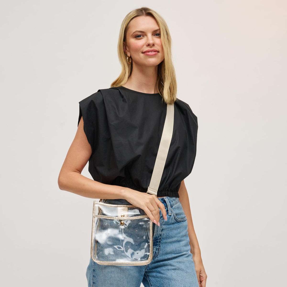 Woman wearing Gold Urban Expressions Beckham - Clear Crossbody 840504201431 View 2 | Gold