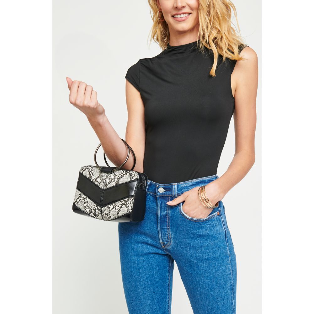 Woman wearing Black Urban Expressions Angelina Crossbody NA-840611152541 View 2 | Black