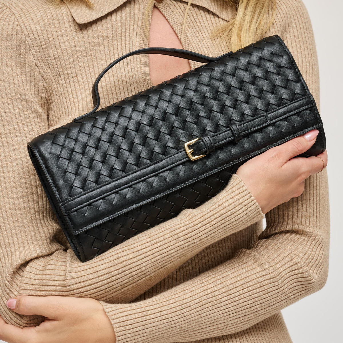 Woman wearing Black Urban Expressions Emerson Crossbody 840611198303 View 1 | Black