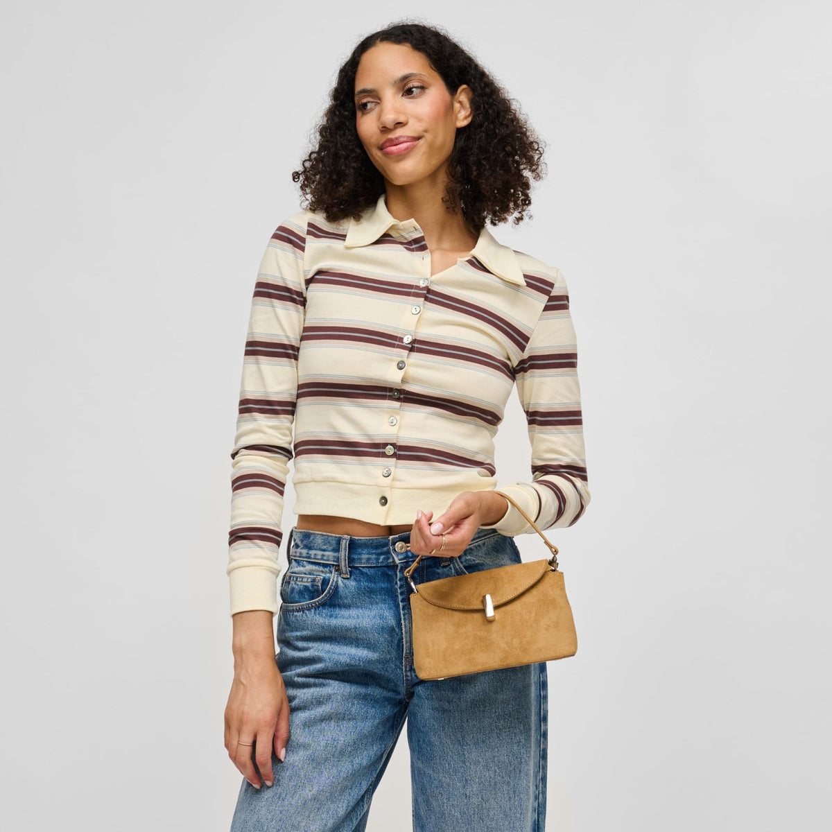 Woman wearing Natural Urban Expressions Inez Crossbody 840504214745 View 1 | Natural