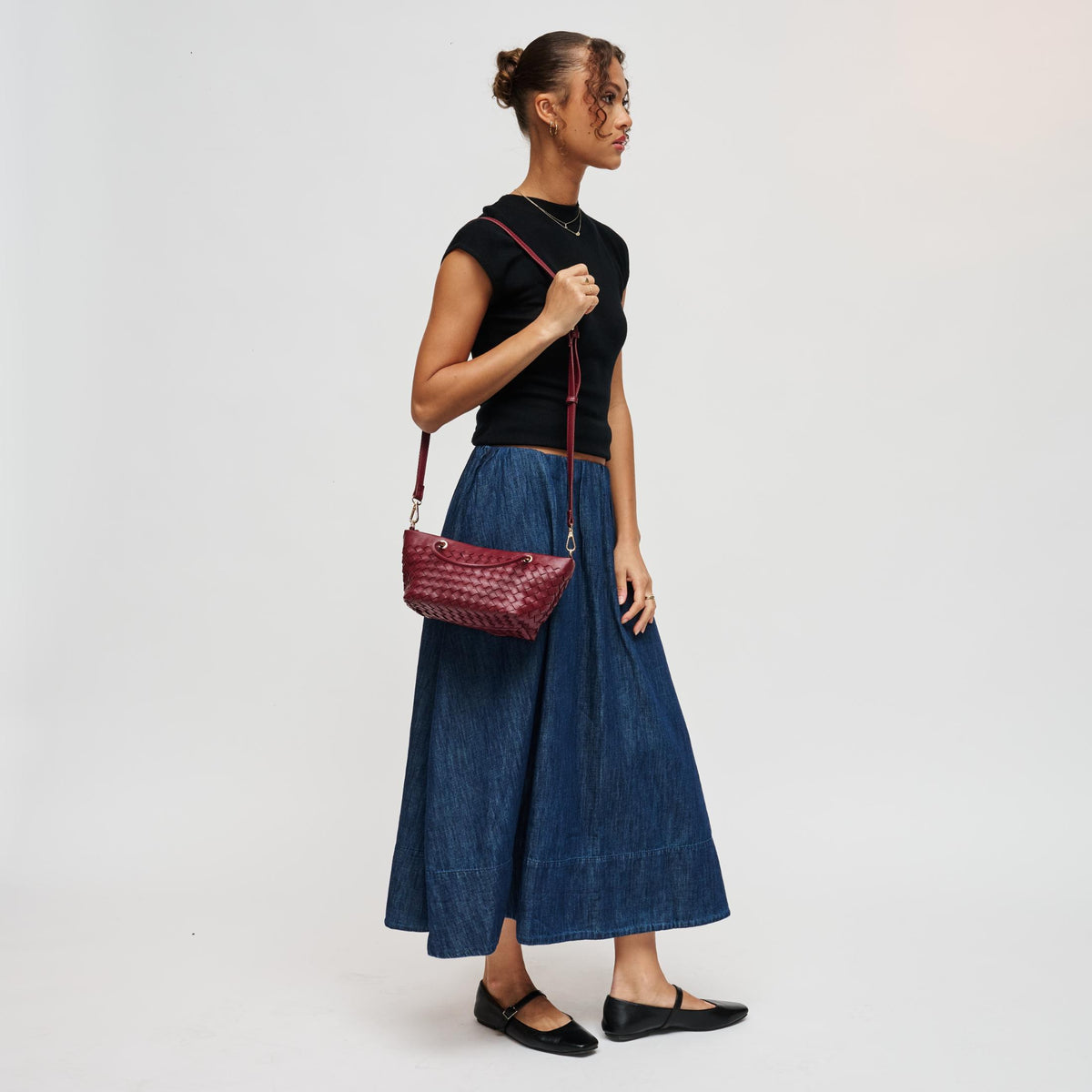 Woman wearing Burgundy Urban Expressions Otto Crossbody 840504214059 View 4 | Burgundy