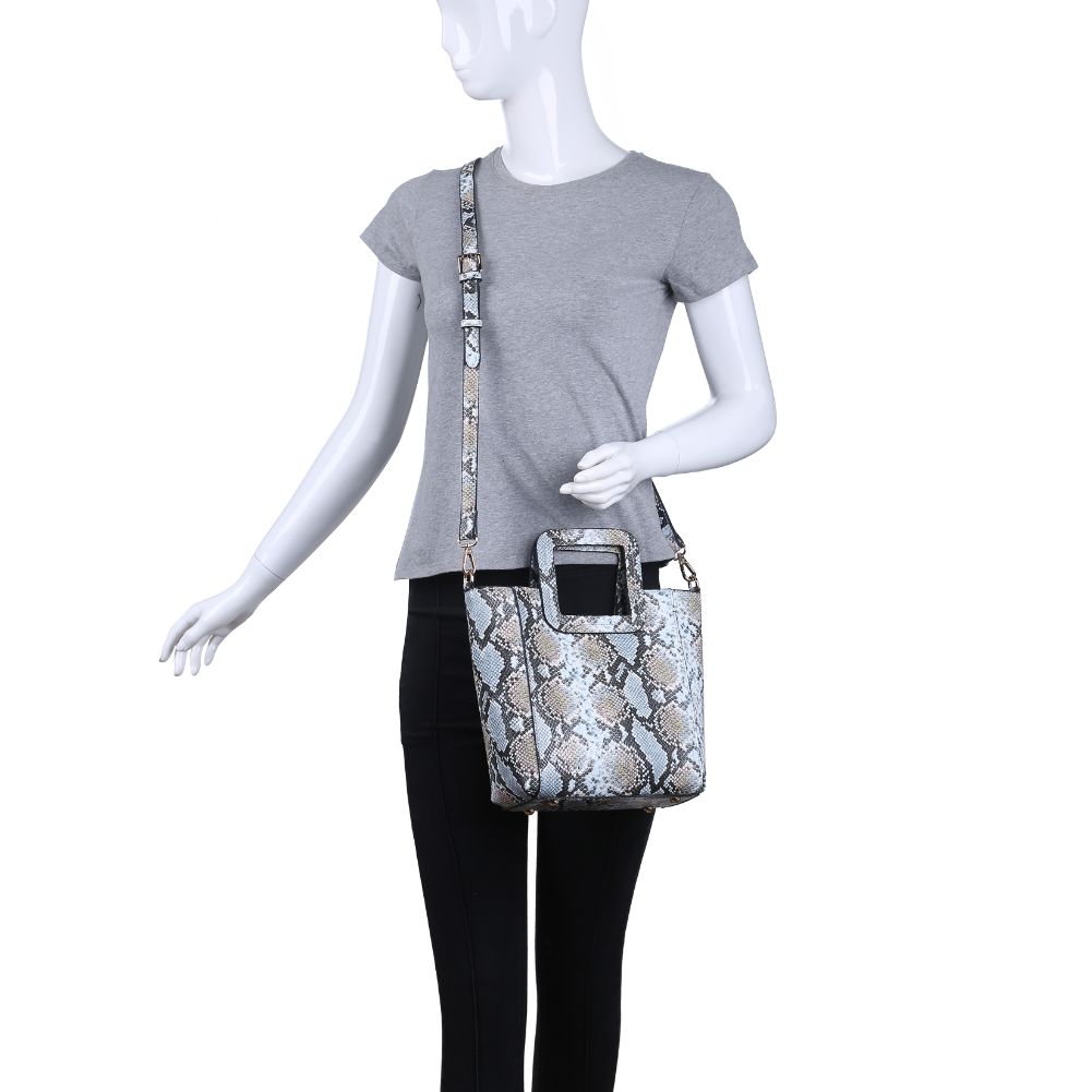 Product Image of Urban Expressions Gertrude Crossbody 840611171078 View 5 | Blue Multi