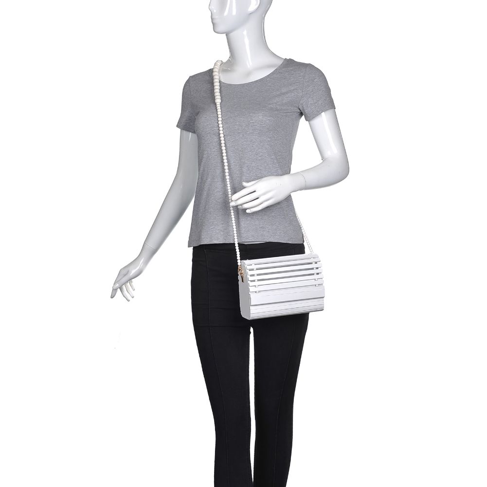 Product Image of Urban Expressions Vera Crossbody 840611170293 View 5 | Birch