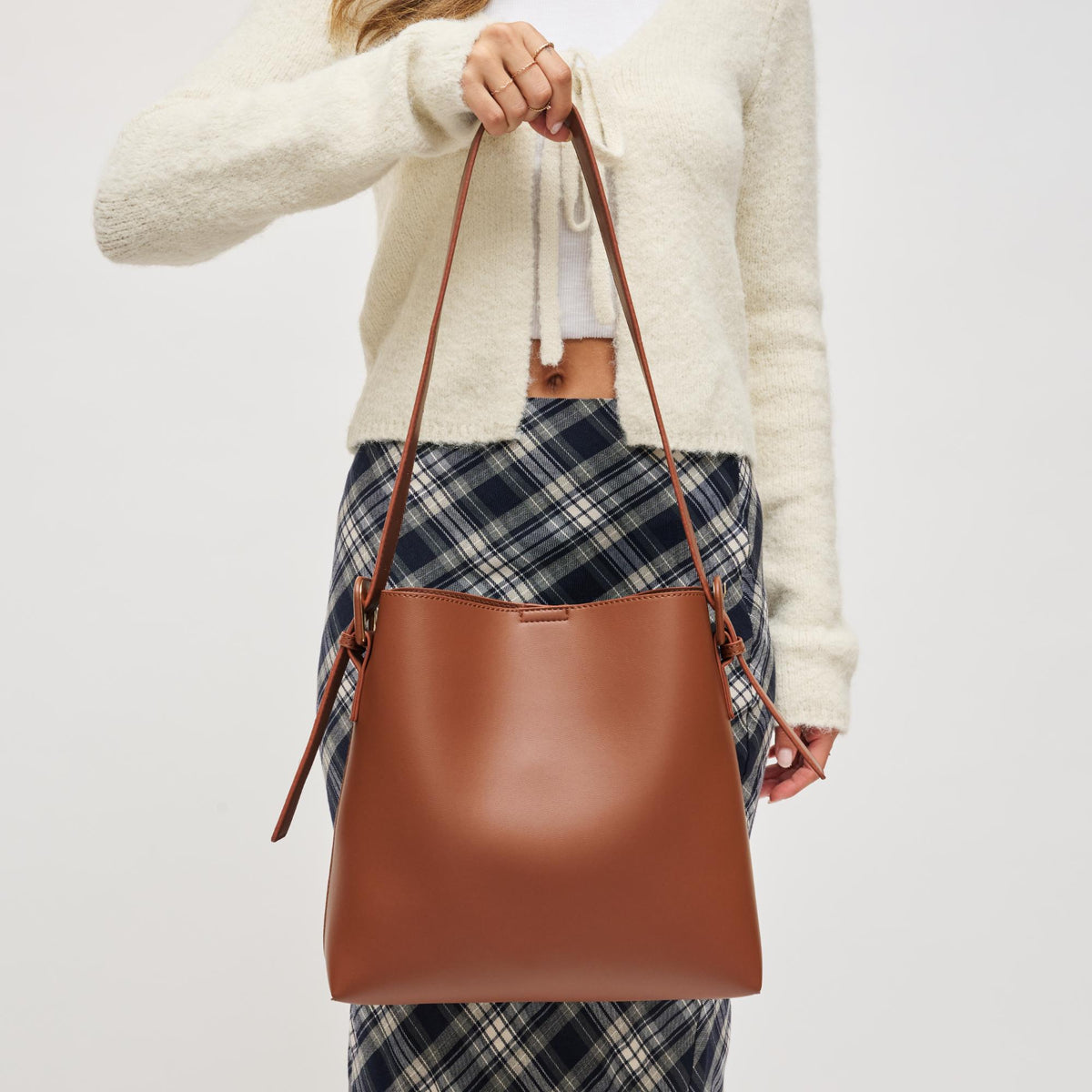 Woman wearing Chocolate Urban Expressions Addilyn Bucket 840611199638 View 4 | Chocolate