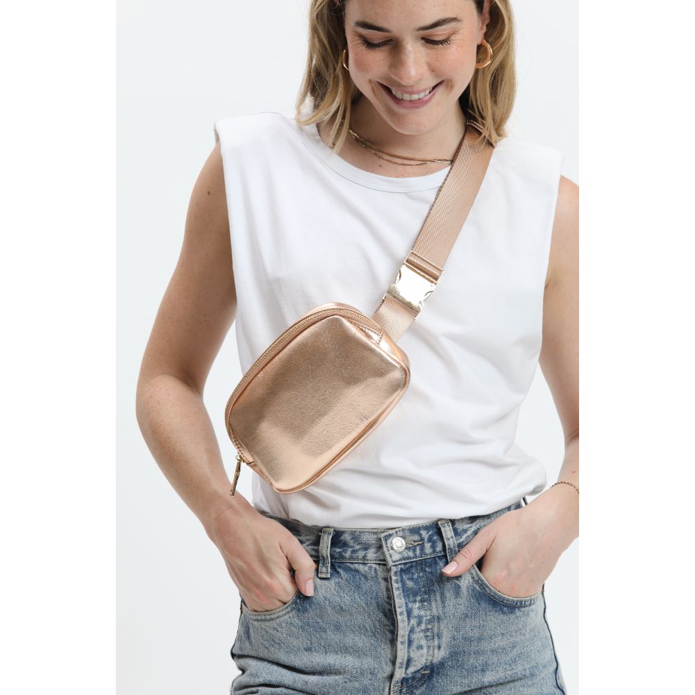 Woman wearing Gold Urban Expressions Santi Belt Bag 840611190406 View 1 | Gold