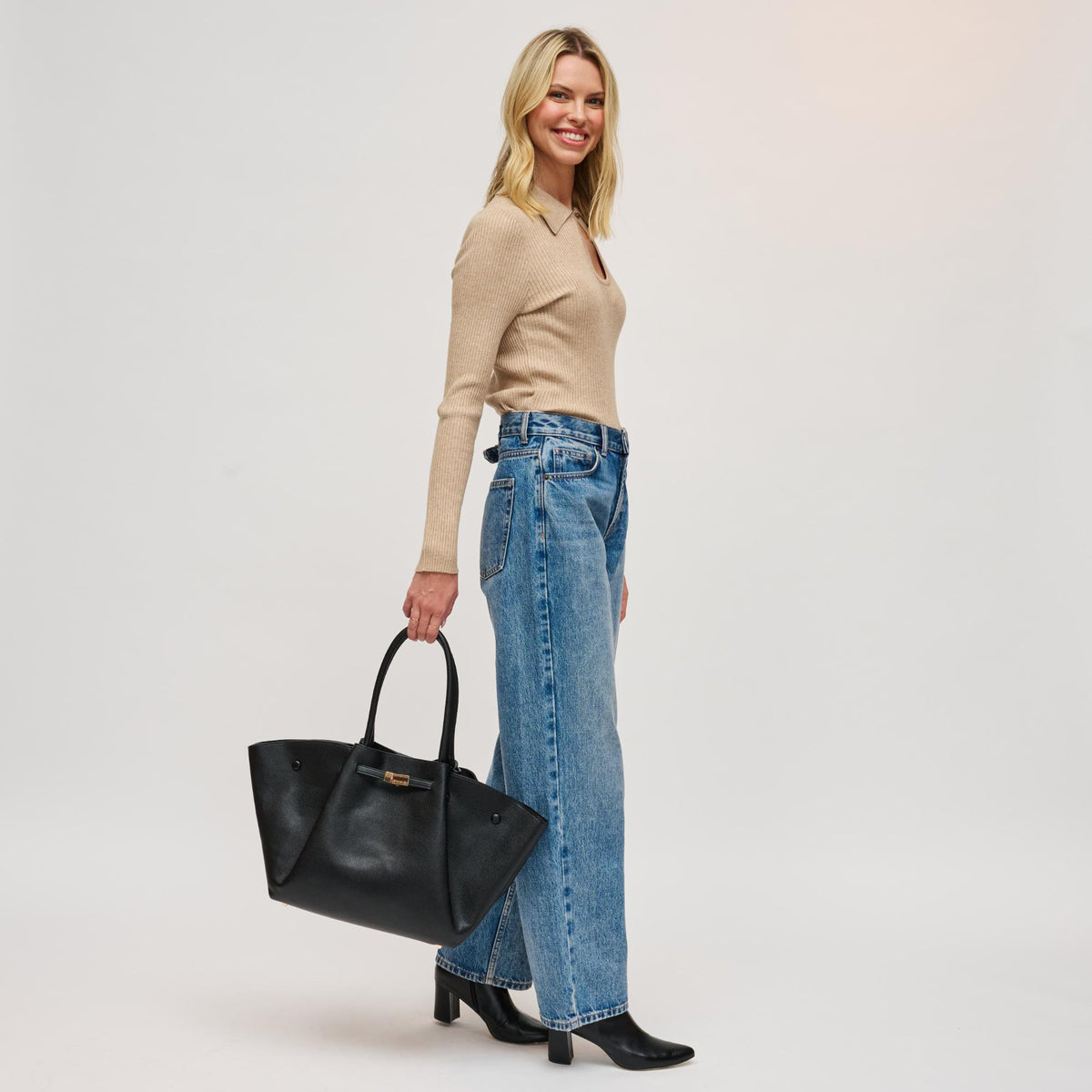 Woman wearing Black Urban Expressions Kaia Tote 840611199959 View 3 | Black