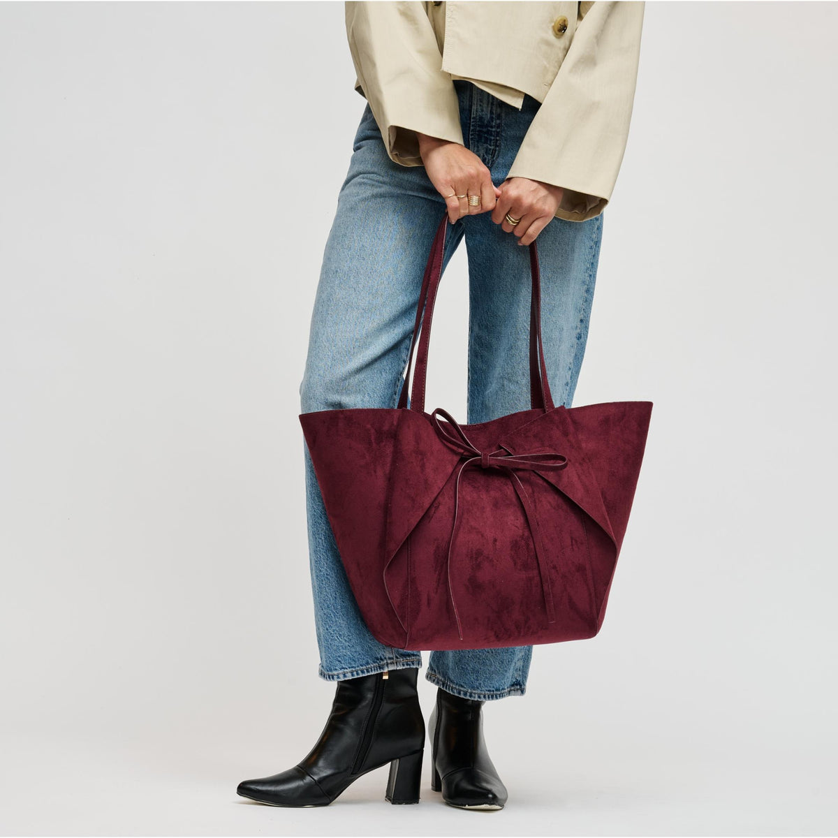 Woman wearing Burgundy Urban Expressions Soren Tote 840504212185 View 3 | Burgundy