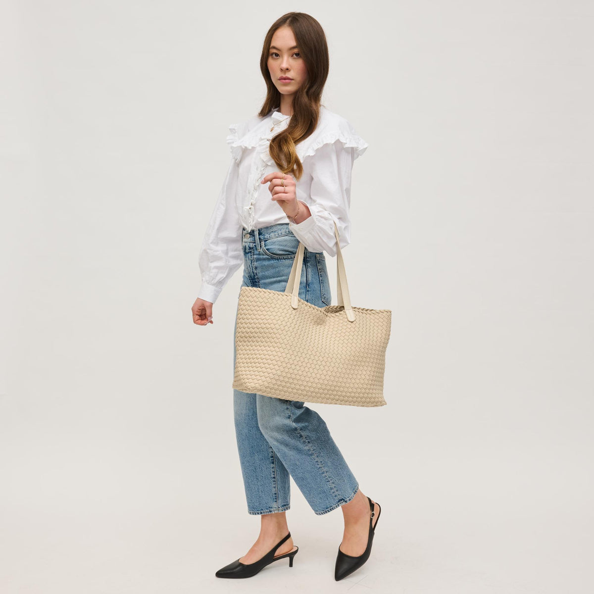 Woman wearing Cream Urban Expressions Evie Tote 840611146793 View 4 | Cream