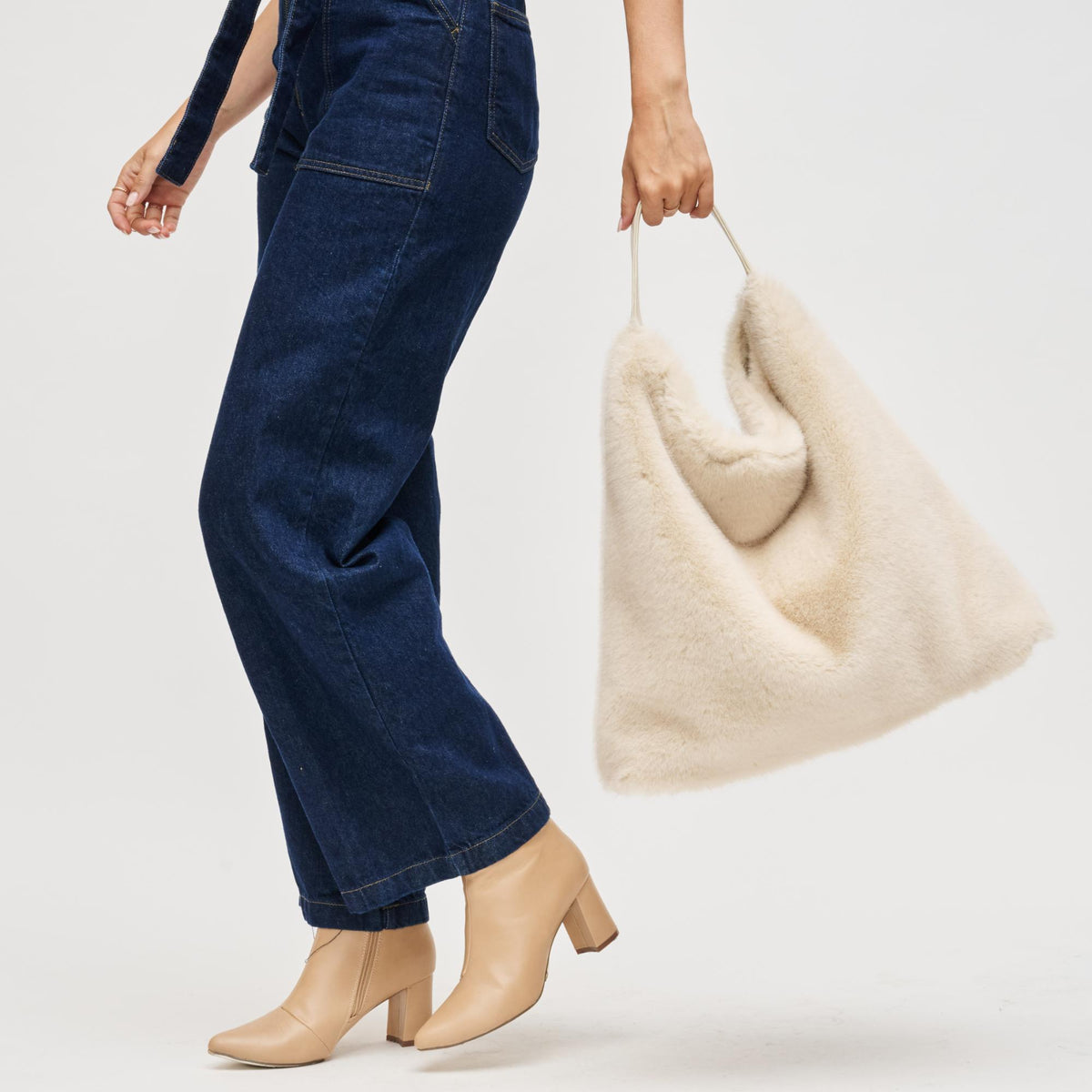 Woman wearing Almond Urban Expressions Chandler Hobo 840611199577 View 2 | Almond