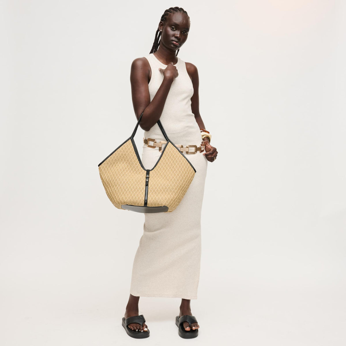 Woman wearing Natural Black Urban Expressions Cienna Tote 840504206412 View 3 | Natural Black