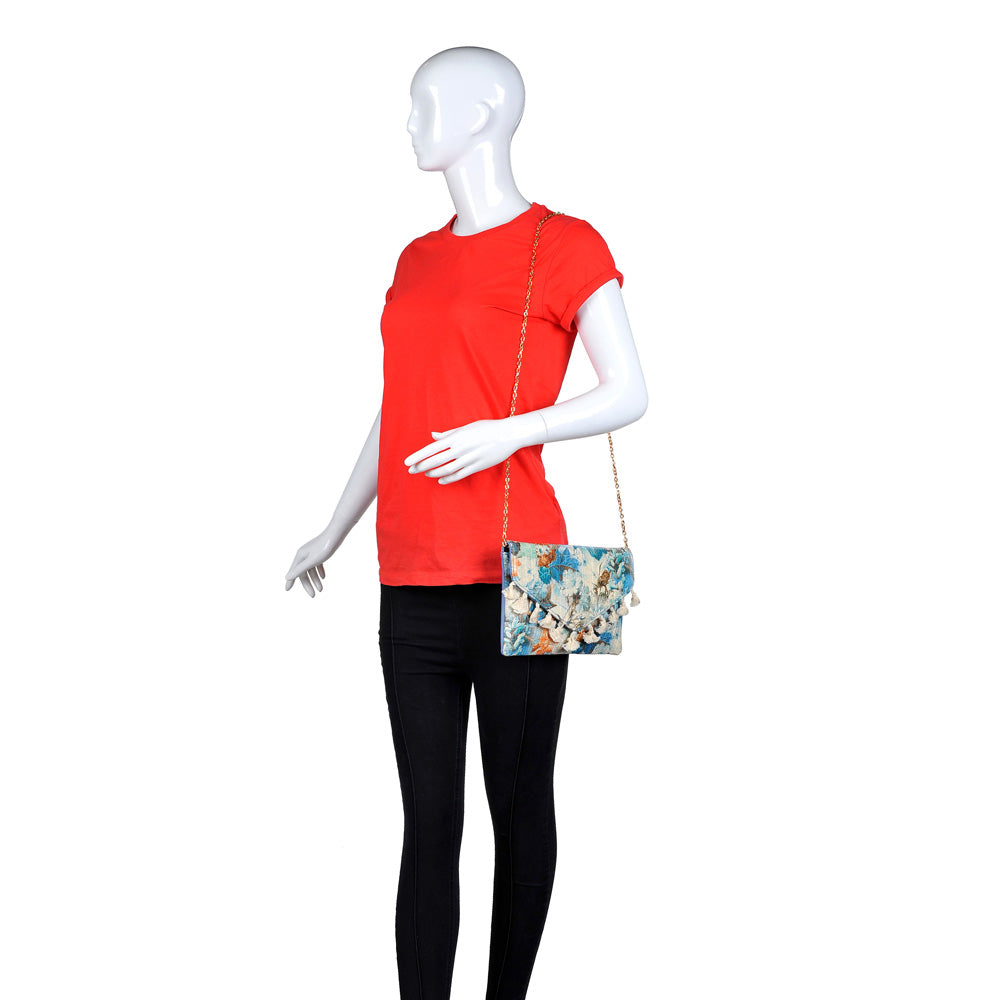 Product Image of Urban Expressions Lilian Clutch NA-840611147714 View 5 | Blue