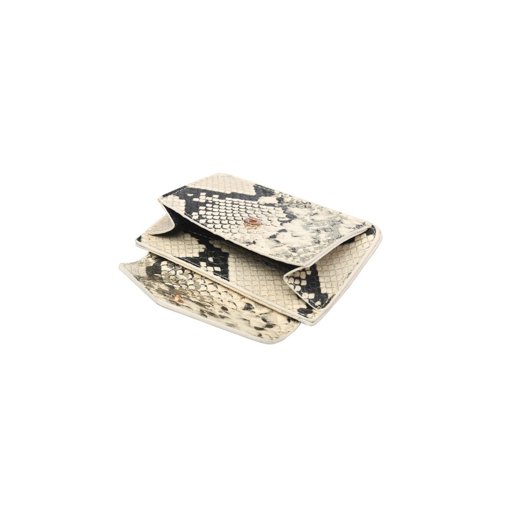 Product Image of Urban Expressions Everlee Card Holder NA-840611166524 View 4 | Beige Metallic