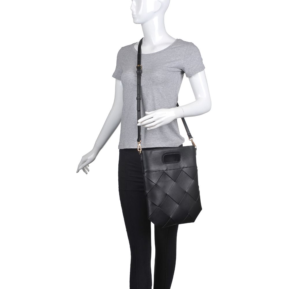 Product Image of Urban Expressions Rosie Crossbody 840611172389 View 5 | Black
